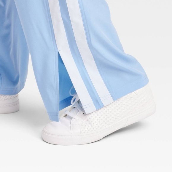 JoyLab Women’s Piped Mid Rise Track Pants NWT Size Medium Blue White Stripe - Picture 3 of 8